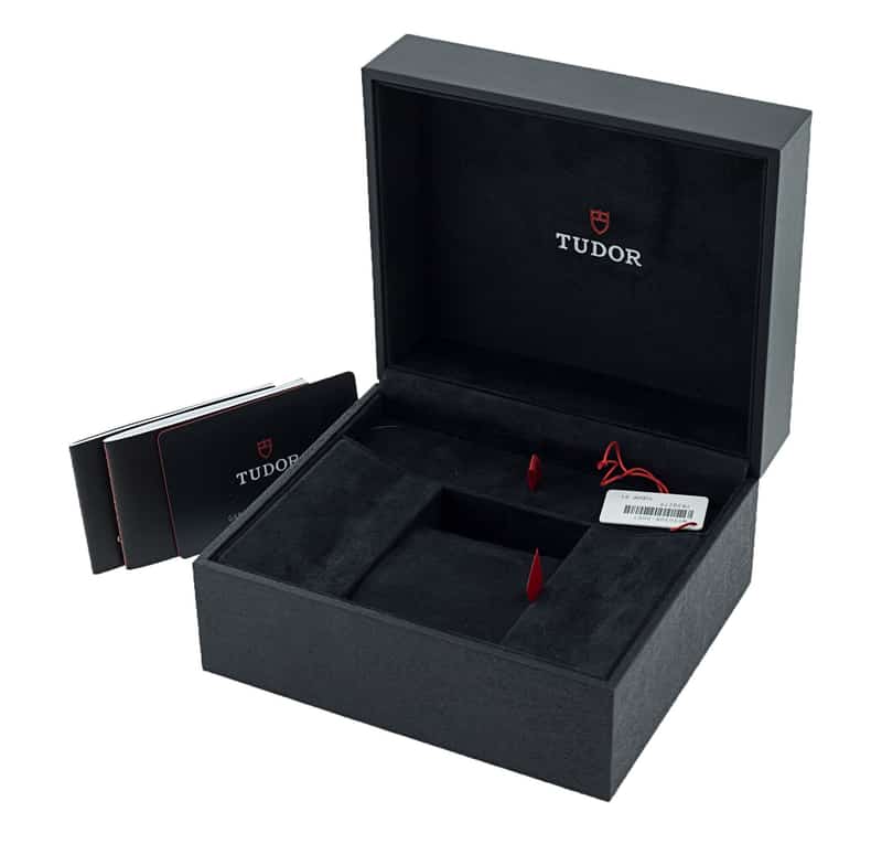 Tudor Black Bay M79030B-0001